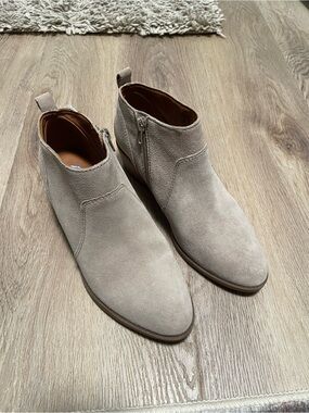 Lucky Brand Women’s Suede Chelsea Boot in Light Beige - Contemporary Ankle Boot